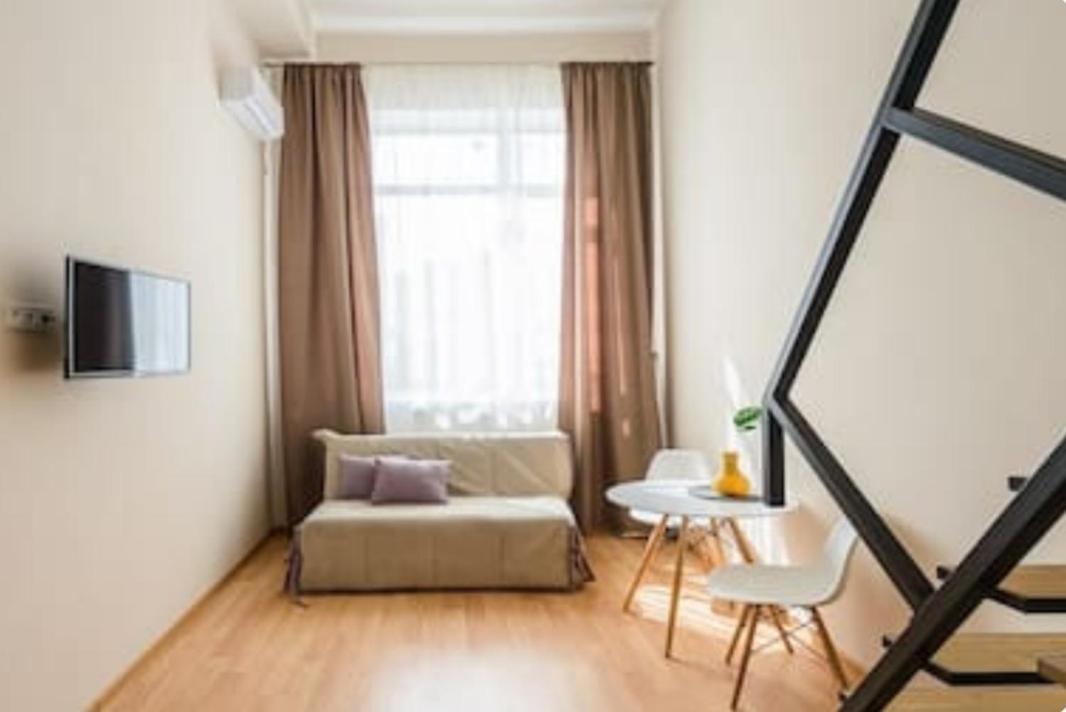 Cozy Smarthouse Apartment Kyiv Exterior photo