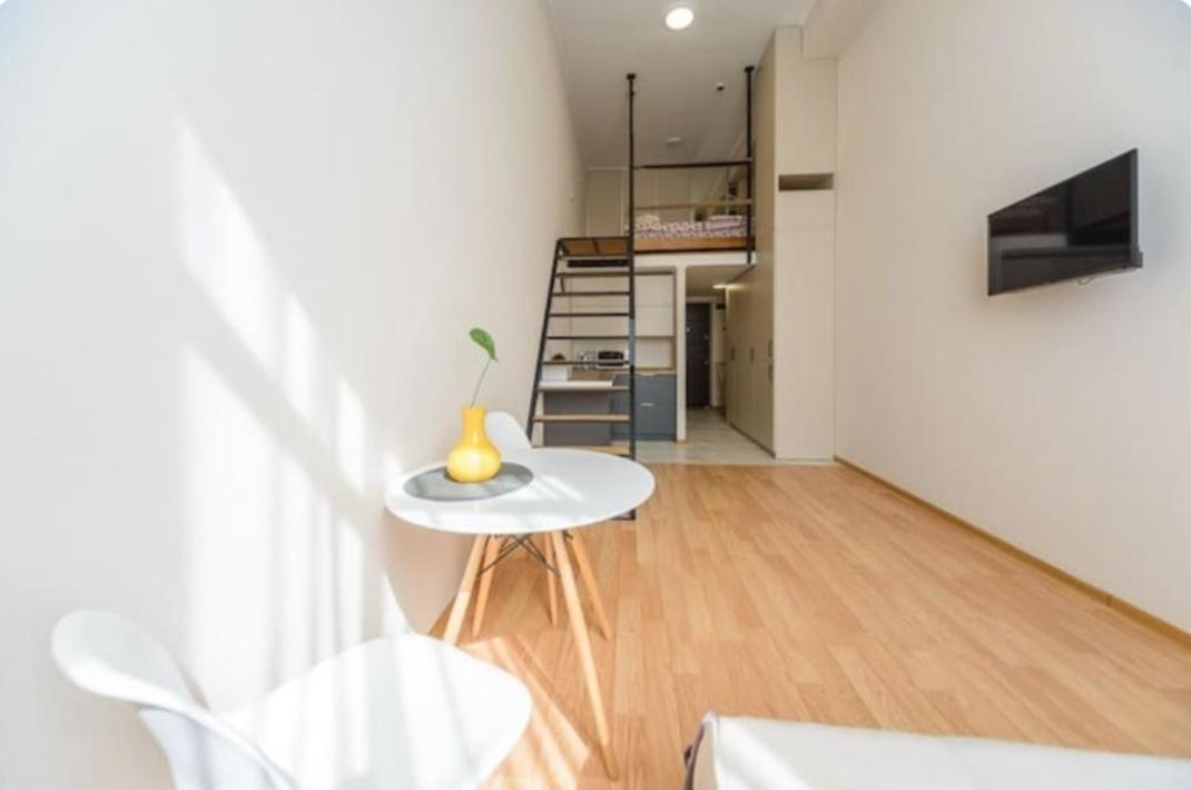 Cozy Smarthouse Apartment Kyiv Exterior photo